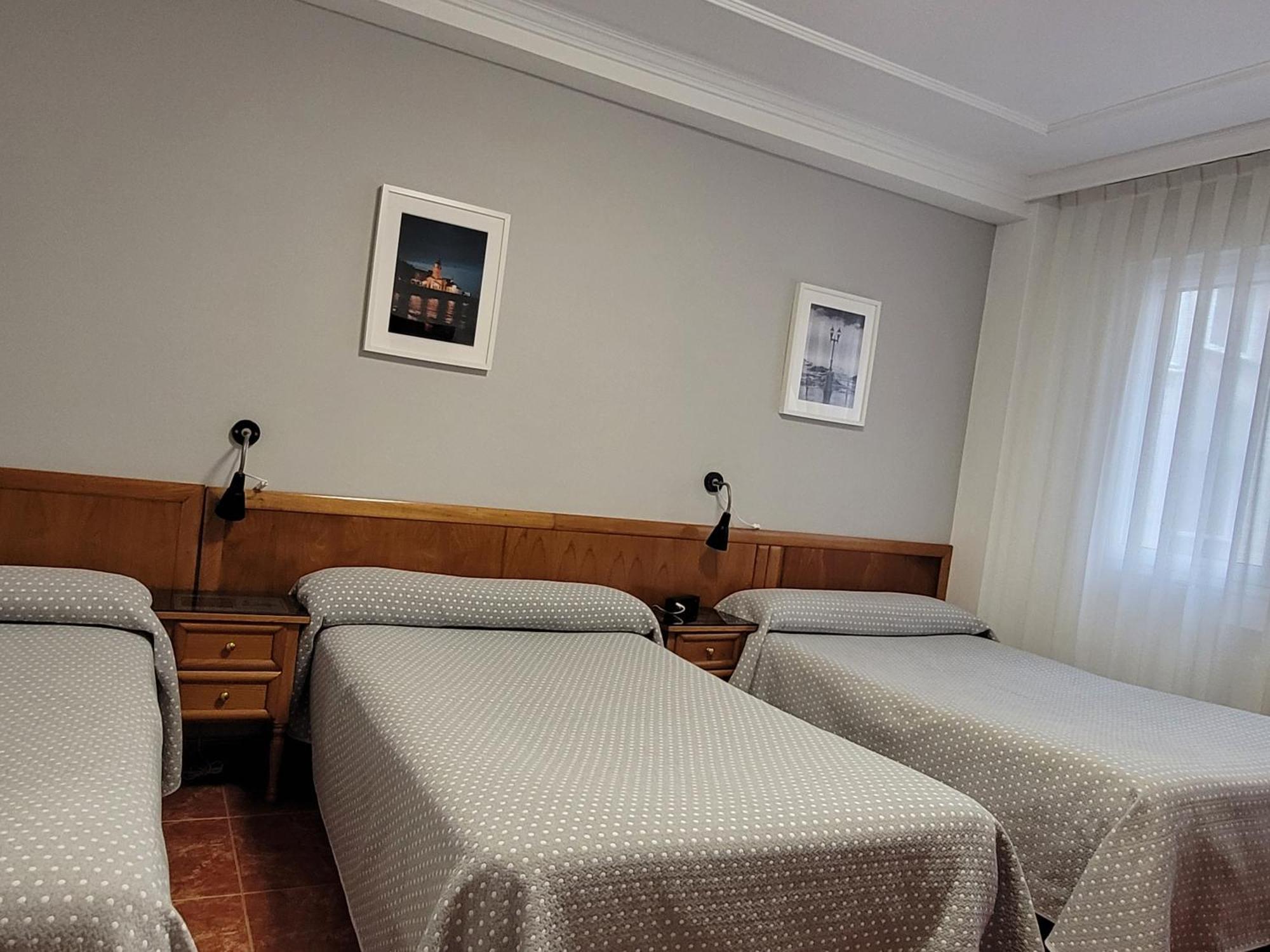 Hostal San Felix Gijon Exterior photo